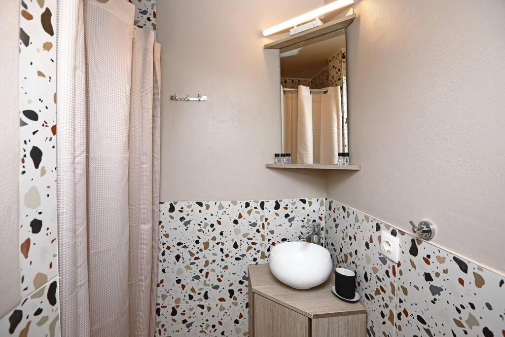 Egnatia Downtown, Urban Apartments B Thessaloníki Luaran gambar