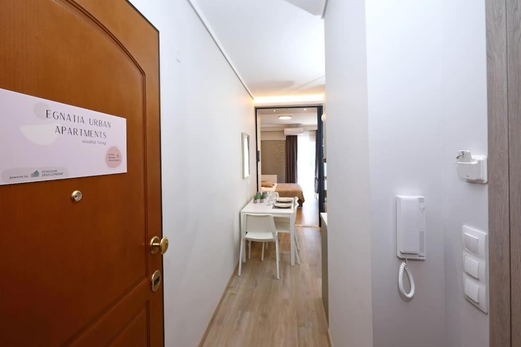 Egnatia Downtown, Urban Apartments B Thessaloníki Luaran gambar